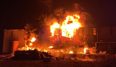 Kocaeli’de geri dönüşüm fabrikasında yangın