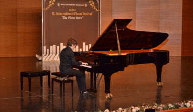 Piyanonun Yıldızları Bursa’da Sahne Aldı
