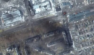 Rusya’nın Saldırısı Altındaki Mariupol Havadan Görüntülendi