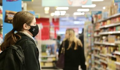 İngiltere’de süpermarketlerden Rus ürünleri kaldırılıyor