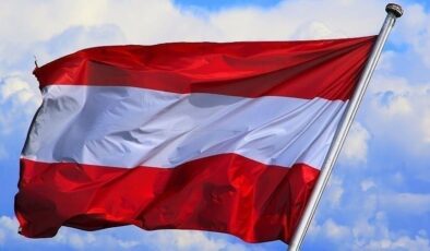 Avusturya, dört Rus diplomatı sınır dışı etme kararı aldı
