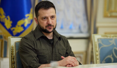 Zelenskiy: ‘Azovstal fabrikasından 300’den fazla sivil kurtarıldı’￼