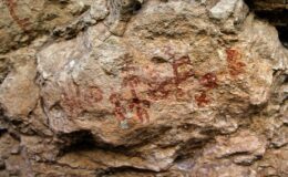 Mersin’de mağara duvarında bulunan insan ve hayvan figürleri inceleniyor