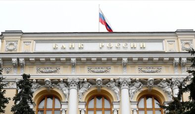 Rusya Merkez Bankası politika faizini yüzde 9,5’e düşürdü