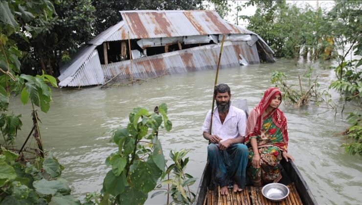 Bangladeş’te şiddetli yağışların yol açtığı sellerde ölenlerin sayısı 68’e çıktı