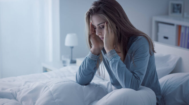 Uykusuz ve aç kalmak migren ataklarını artırıyor