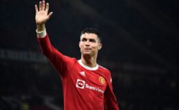 Manchester United, Dünya yıldızı Cristiano Ronaldo’nun sözleşmesinin karşılıklı olarak feshedildiğini açıkladı.