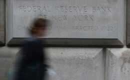 Fed faiz oranını 25 baz puan artırdı