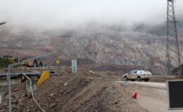Erzincan’da maden ocağında toprak altında kalan işçileri arama çalışmaları sürüyor