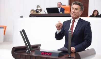 CHP BURSA MİLLETVEKİLİ SARIBAL’A BAKAN ŞİMŞEK’TEN YANIT: “ENGELLİYE TEKNOLOJİ YOK, BASTON, KLAVYE, TEKERLEKLİ SANDALYE VAR”